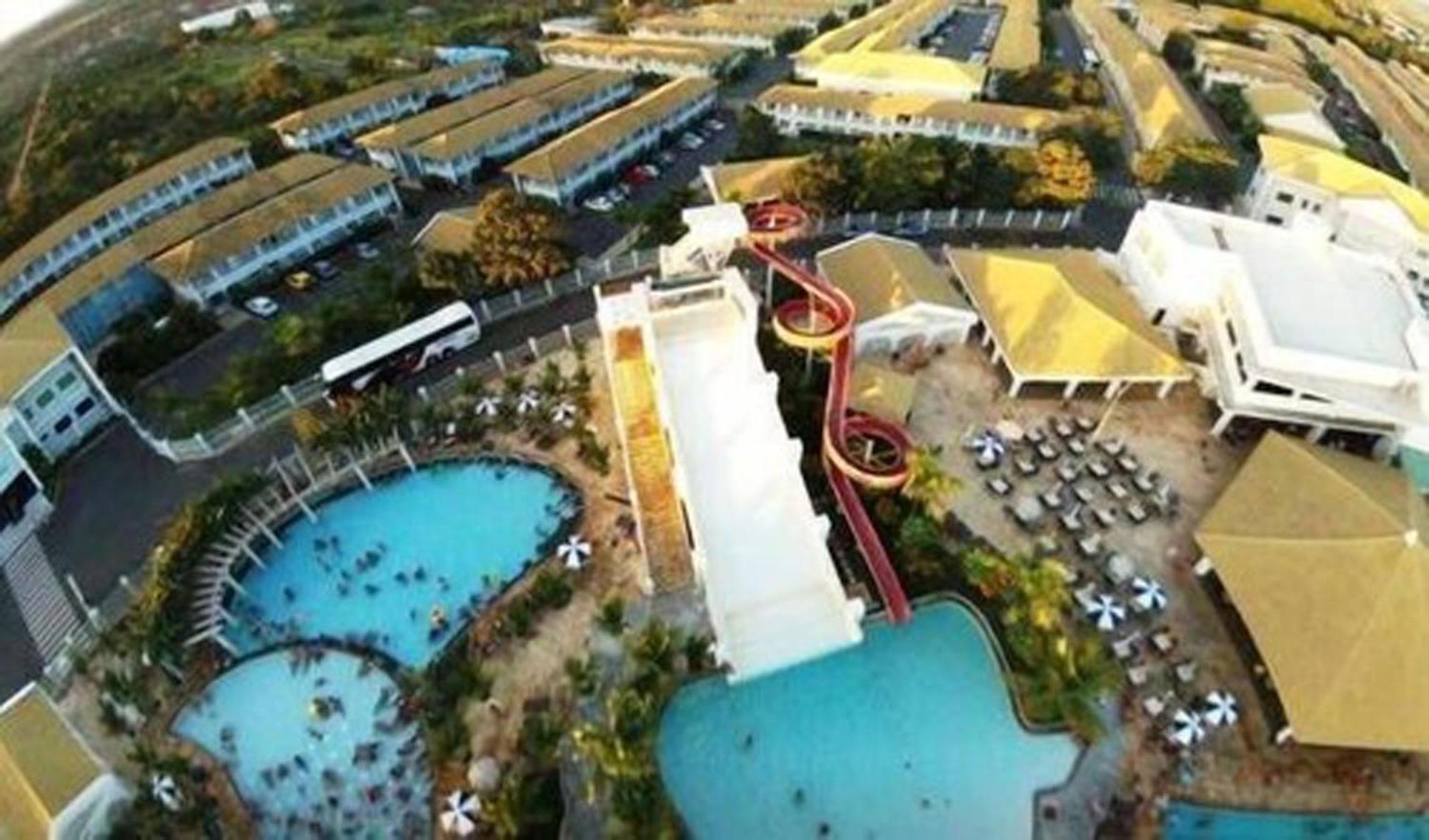 L'Acqua Diroma - Oficial - Piscinas 24 Horas Caldas Novas Ngoại thất bức ảnh